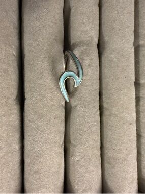 Turquoise Wave Enamel Ring - Silver Tone